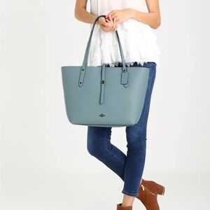 Elegant Blue Tote Bag